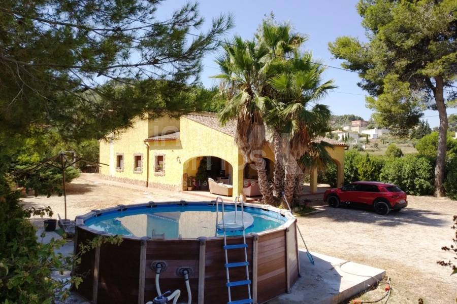 Te koop - Landhuis - Ontinyent