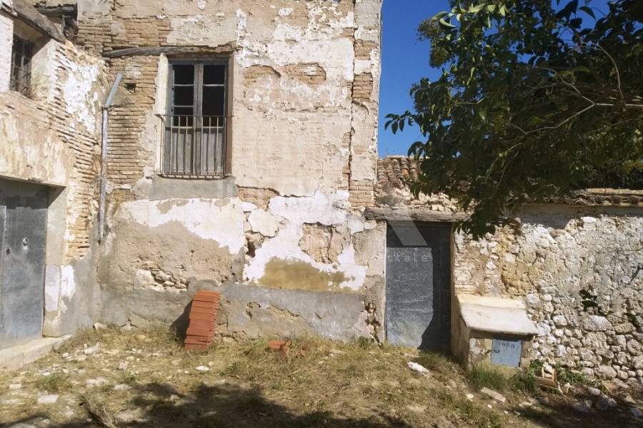 Te koop - Finca - Ontinyent