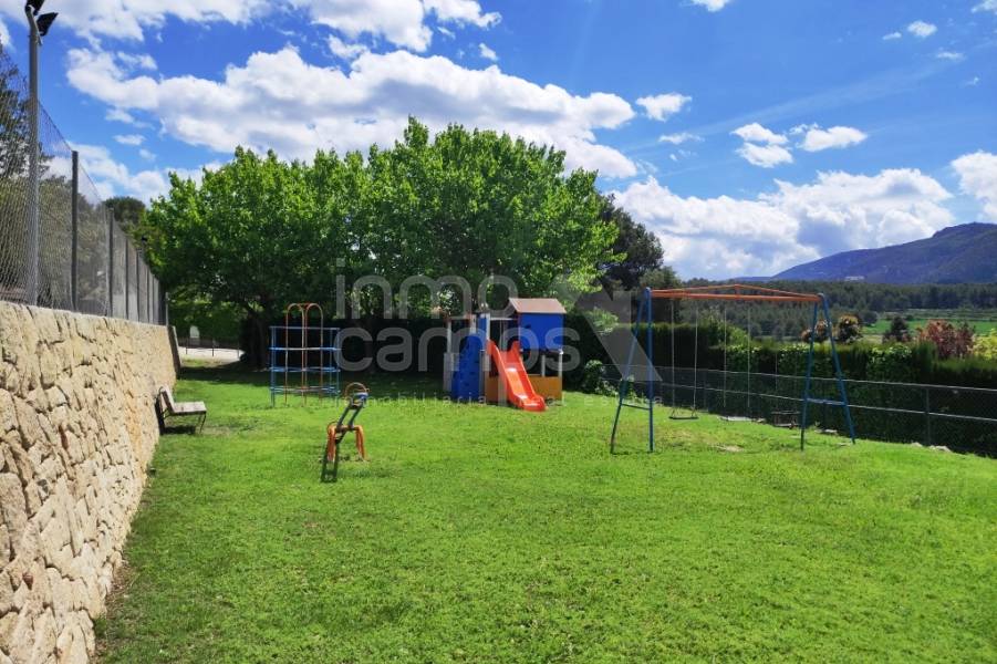Te koop - Villa - Alcoy - Urbanizaciones