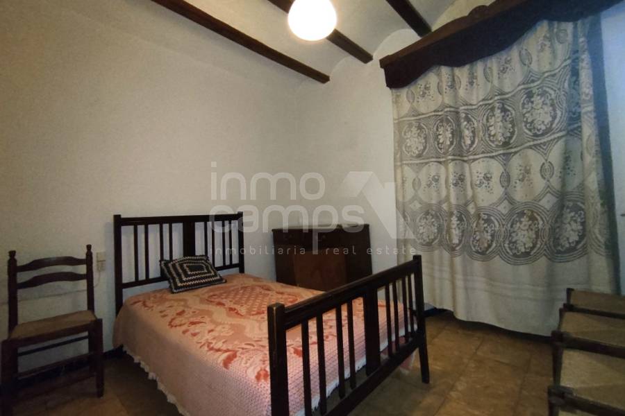 Te koop - Stadhuis - Agres - Pueblo