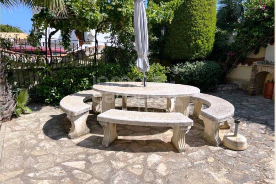 Venta - Chalet - Denia