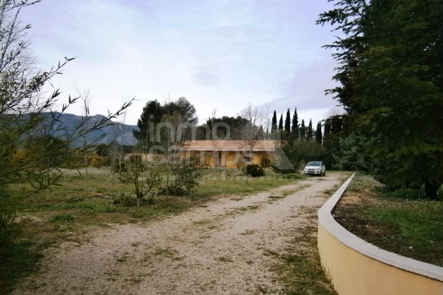 For sale - Country House - Alcocer de Planes