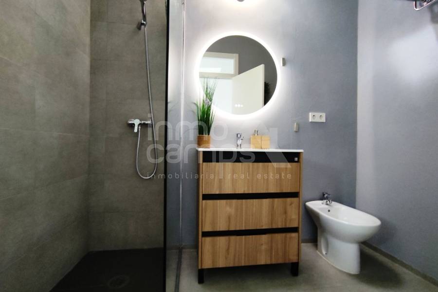 Venta - Chalet - Alfafara