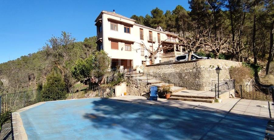 For sale - Finca - Alcoy