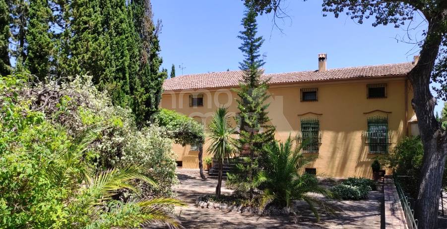 Te koop - Finca - Alcoy