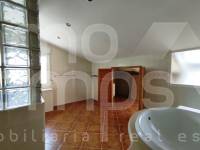 Te koop - Landhuis - Millena