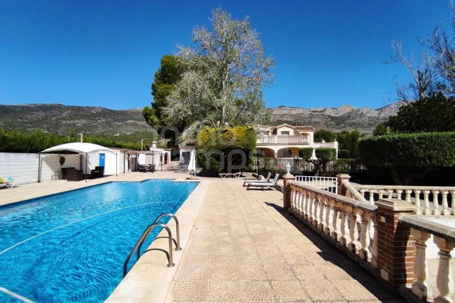 For sale - Villa - Gaianes