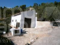 Te koop - Landhuis - Millena