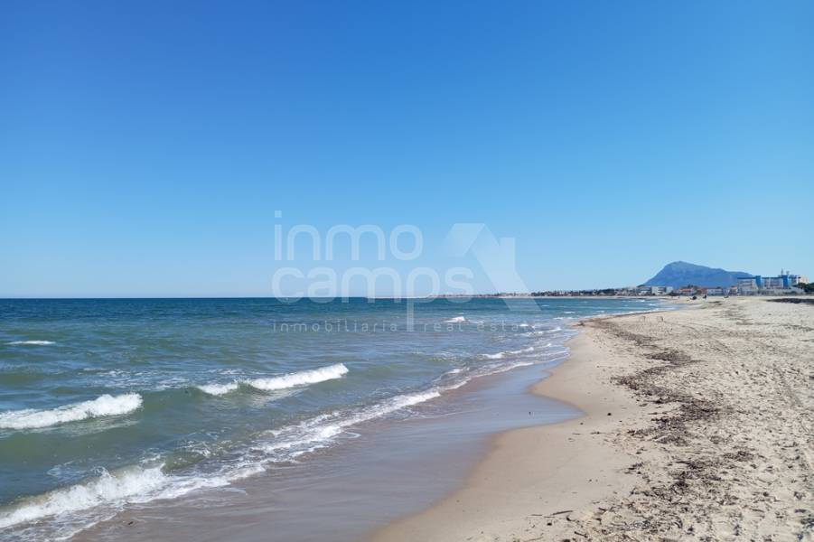 For sale - Semi - Detached house - Denia
