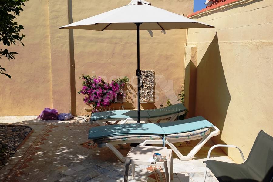 For sale - Villa - Denia