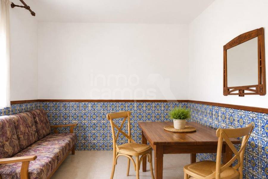 For sale - Semi - Detached house - Denia