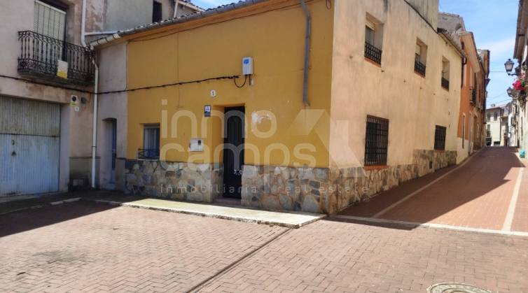 Town House - For sale - Almudaina - Almudaina