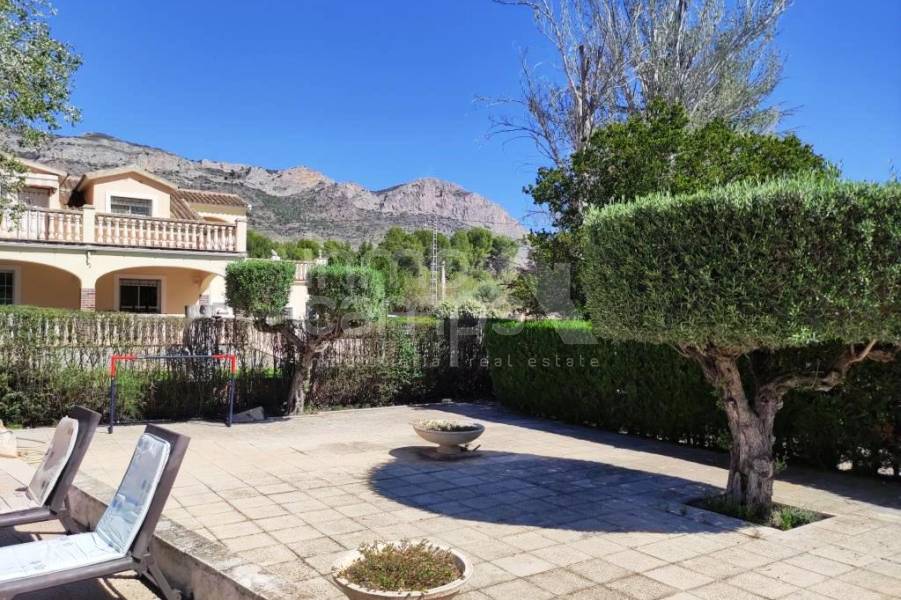 For sale - Villa - Gaianes