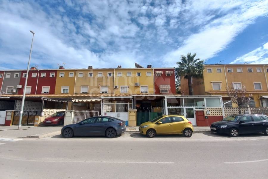 Venta - Casa de Pueblo - Denia