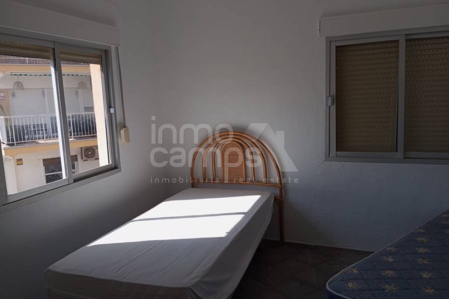 For sale - Semi - Detached house - Denia
