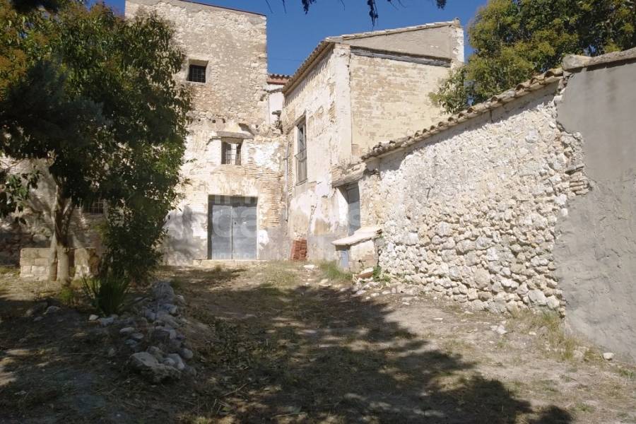 Te koop - Finca - Ontinyent