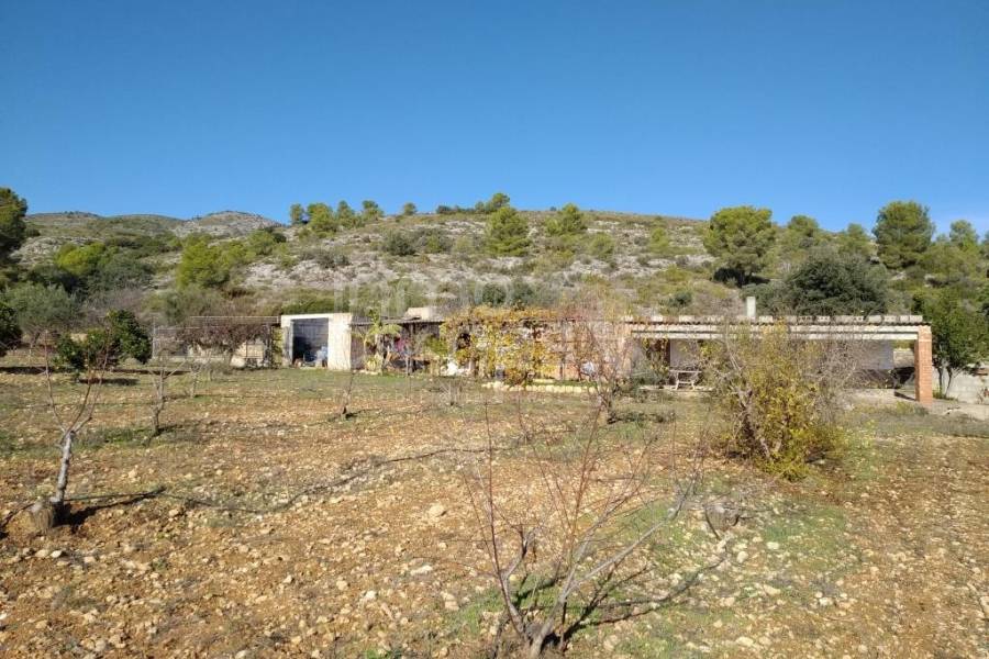 Te koop - Landhuis - Ontinyent