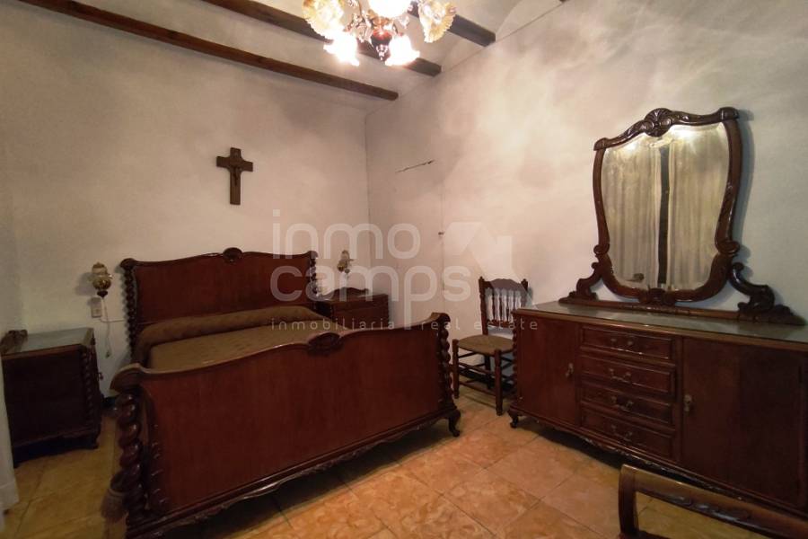 Te koop - Stadhuis - Agres - Pueblo
