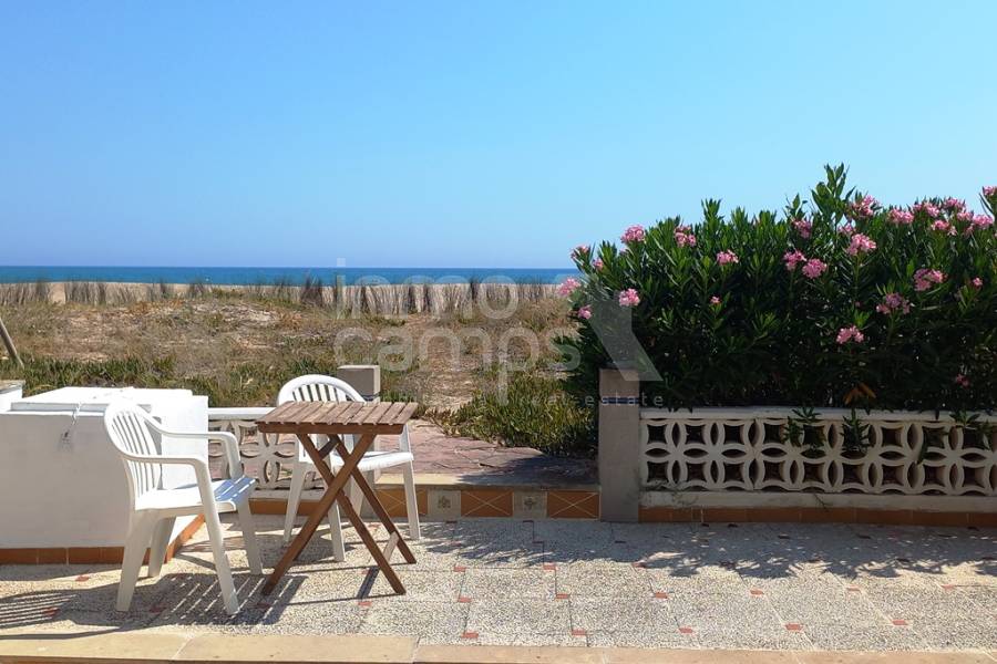 For sale - Villa - Denia