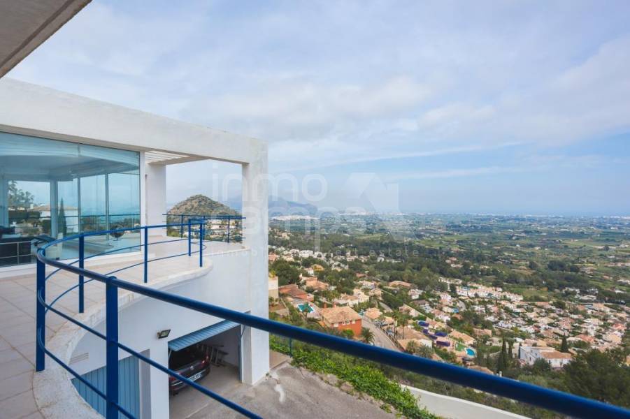 Venta - Chalet - Denia