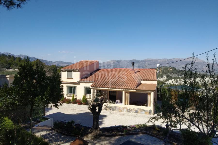 For sale - Country House - Millena