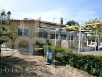 Te koop - Landhuis - Cocentaina