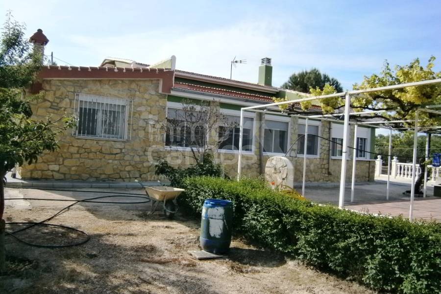 Te koop - Landhuis - Cocentaina