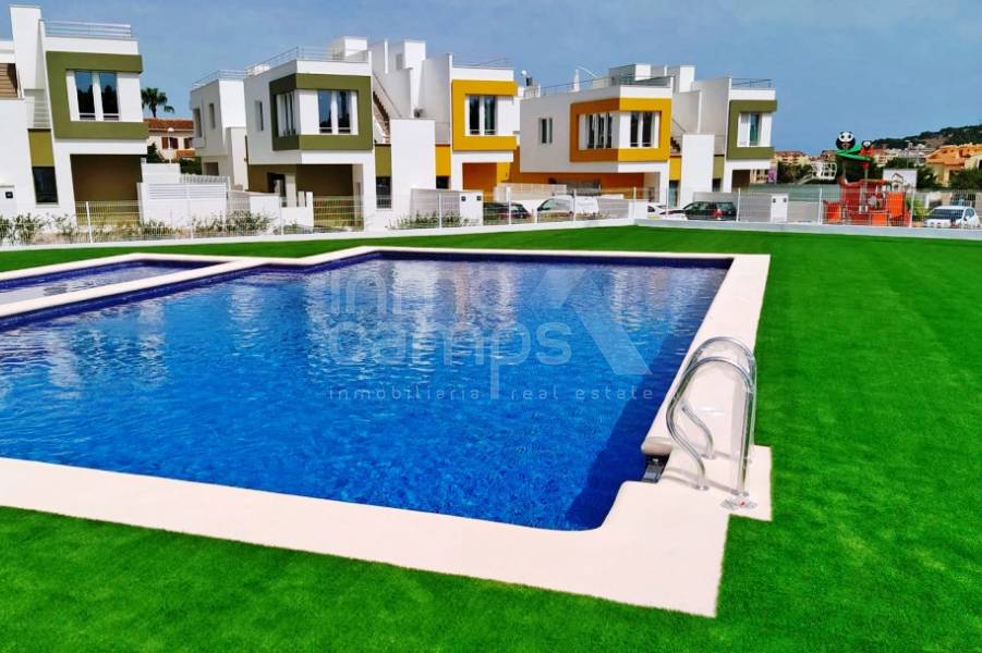 New Construction - Semi - Detached house - Denia