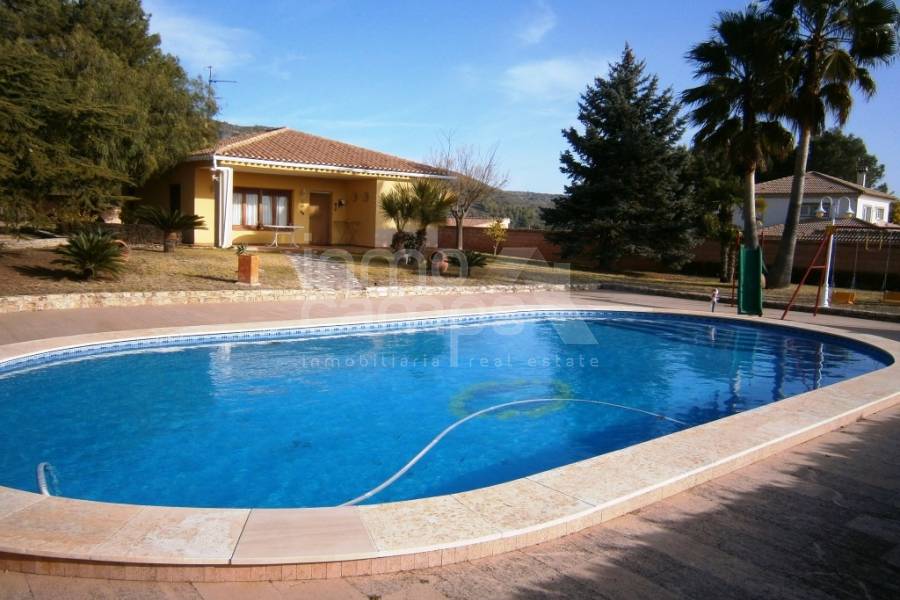 Venta - Casa de Campo - Ontinyent