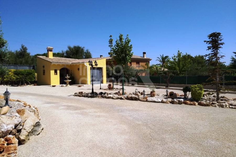 Te koop - Villa - Ontinyent