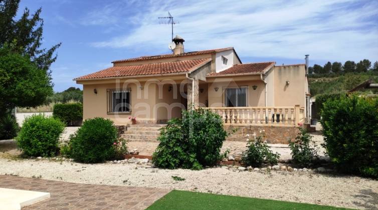 Country House - For sale - Millena - Millena