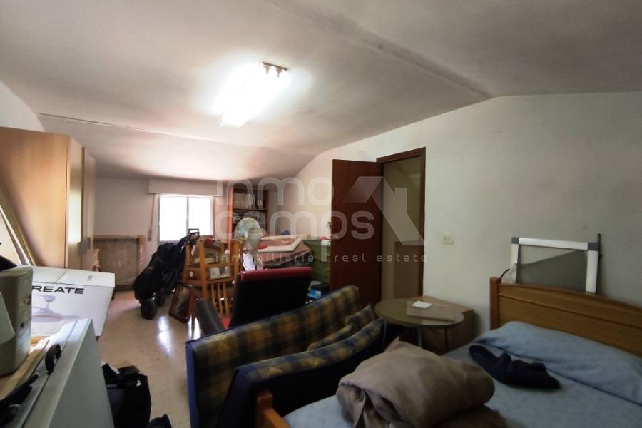 Te koop - Villa - Alcoy - Urbanizaciones