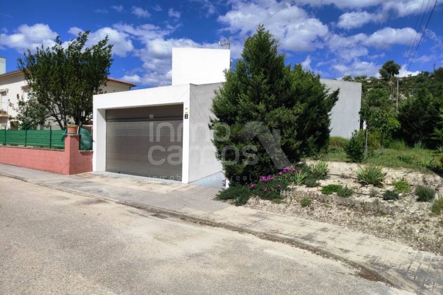 Venta - Chalet - Alfafara
