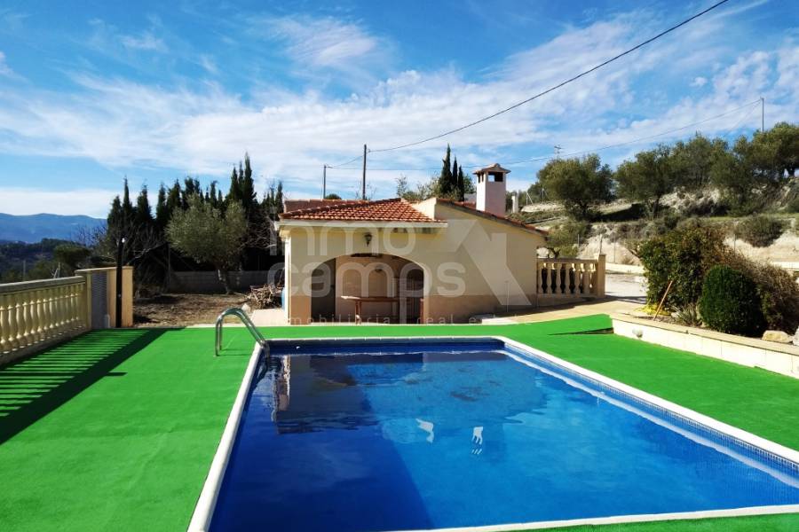 For sale - Country House - Millena
