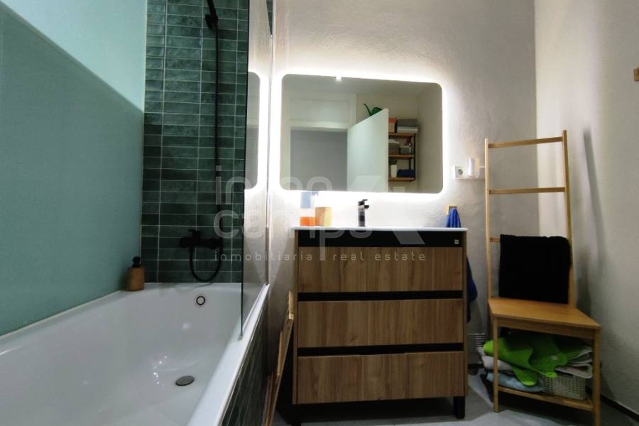 Venta - Chalet - Alfafara
