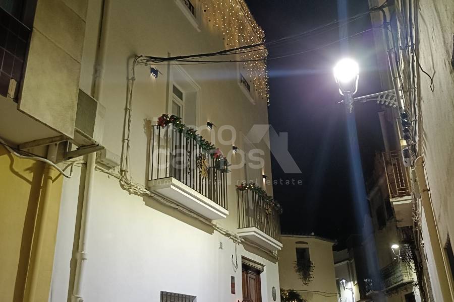 Te koop - Stadhuis - Beniarjó