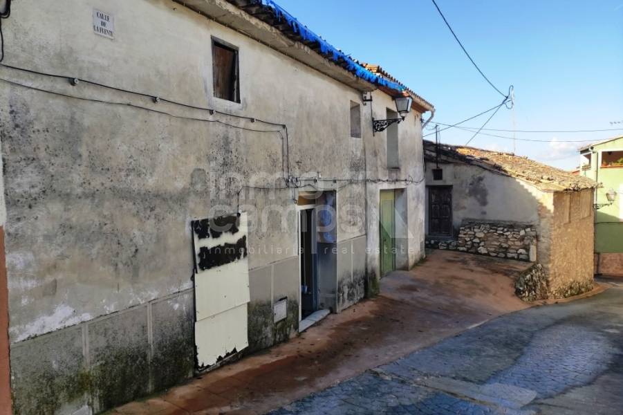 Venta - Casa de Pueblo - Planes