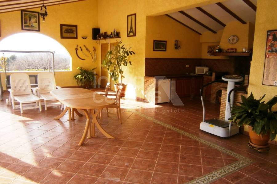 Venta - Casa de Campo - Ontinyent