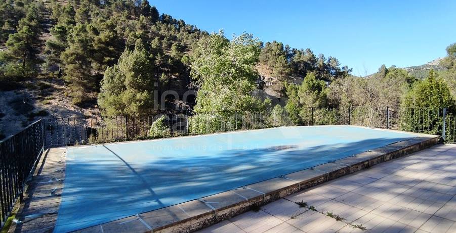 For sale - Finca - Alcoy