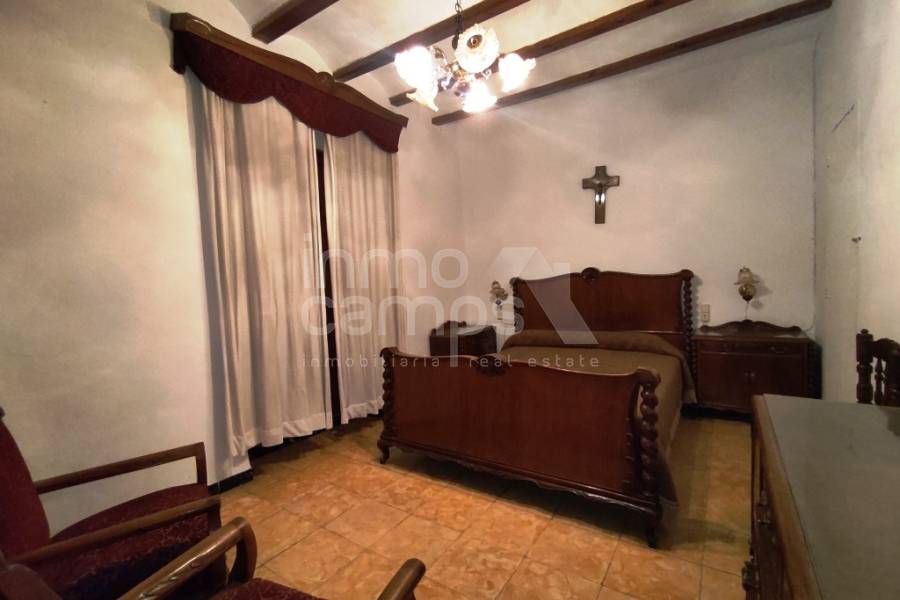 Te koop - Stadhuis - Agres - Pueblo
