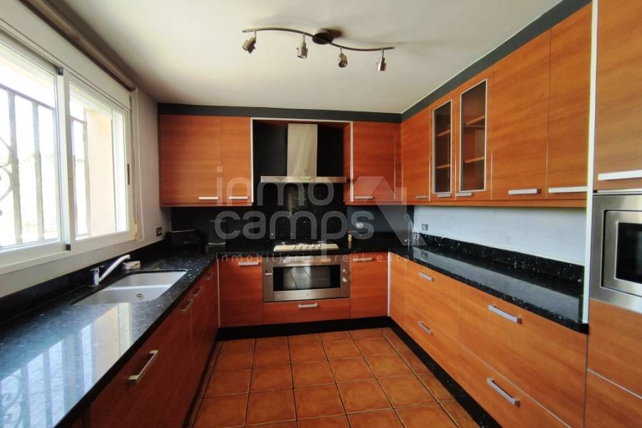 Te koop - Landhuis - Millena