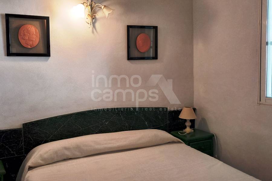 For sale - Villa - Denia