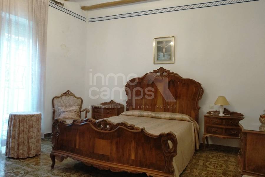 For sale - Town House - Almudaina