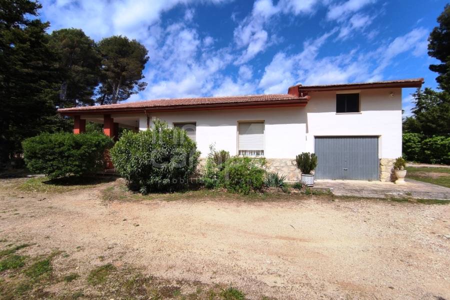 Te koop - Villa - Alcoy - Urbanizaciones