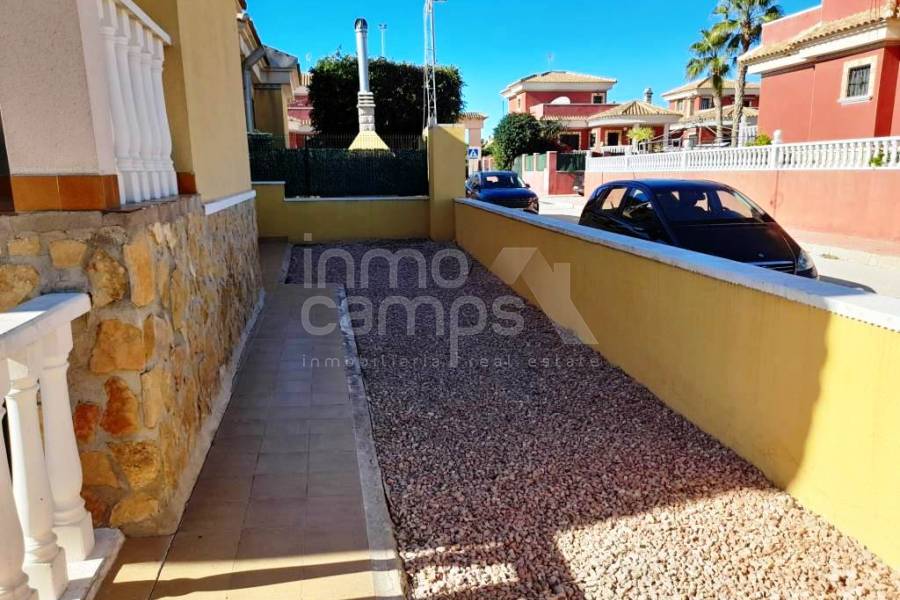 For sale - Villa - Benferri