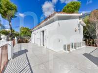 For sale - Villa - Altea