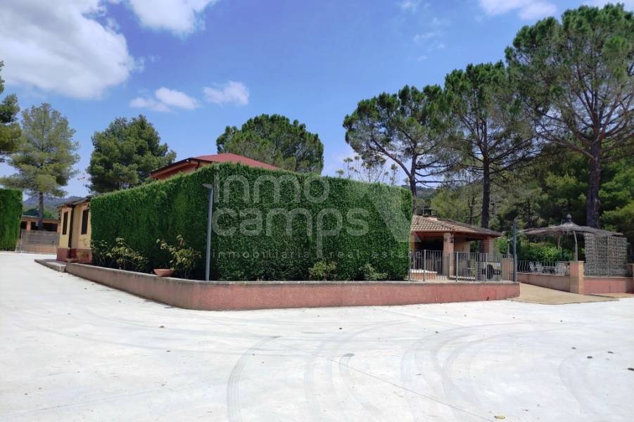 For sale - Villa - Alcoy