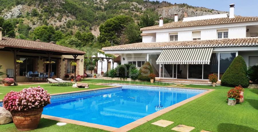 For sale - Villa - Muro de Alcoy