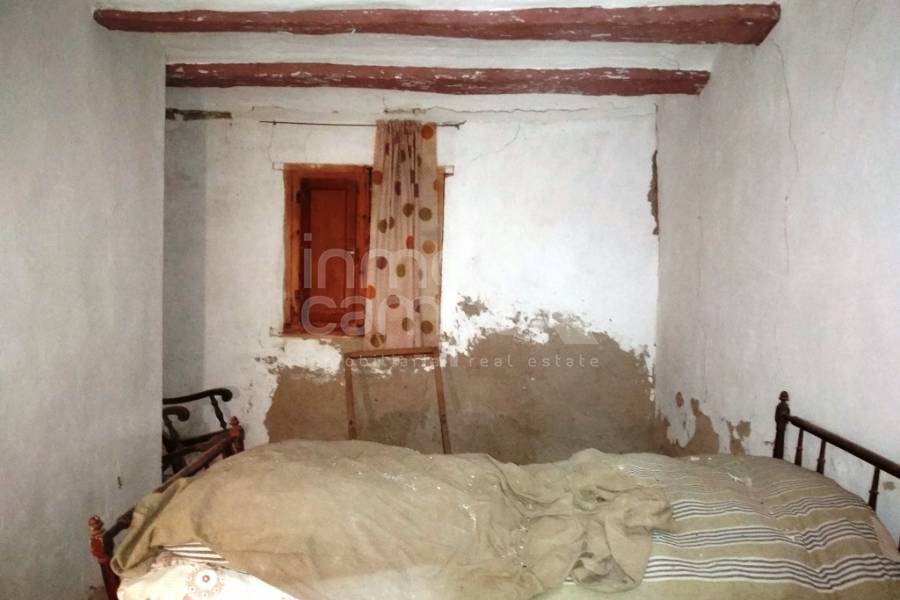 For sale - Finca - Ontinyent