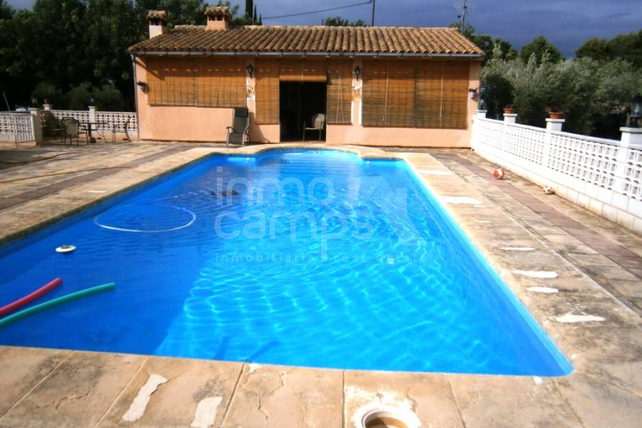 Te koop - Landhuis - Ontinyent
